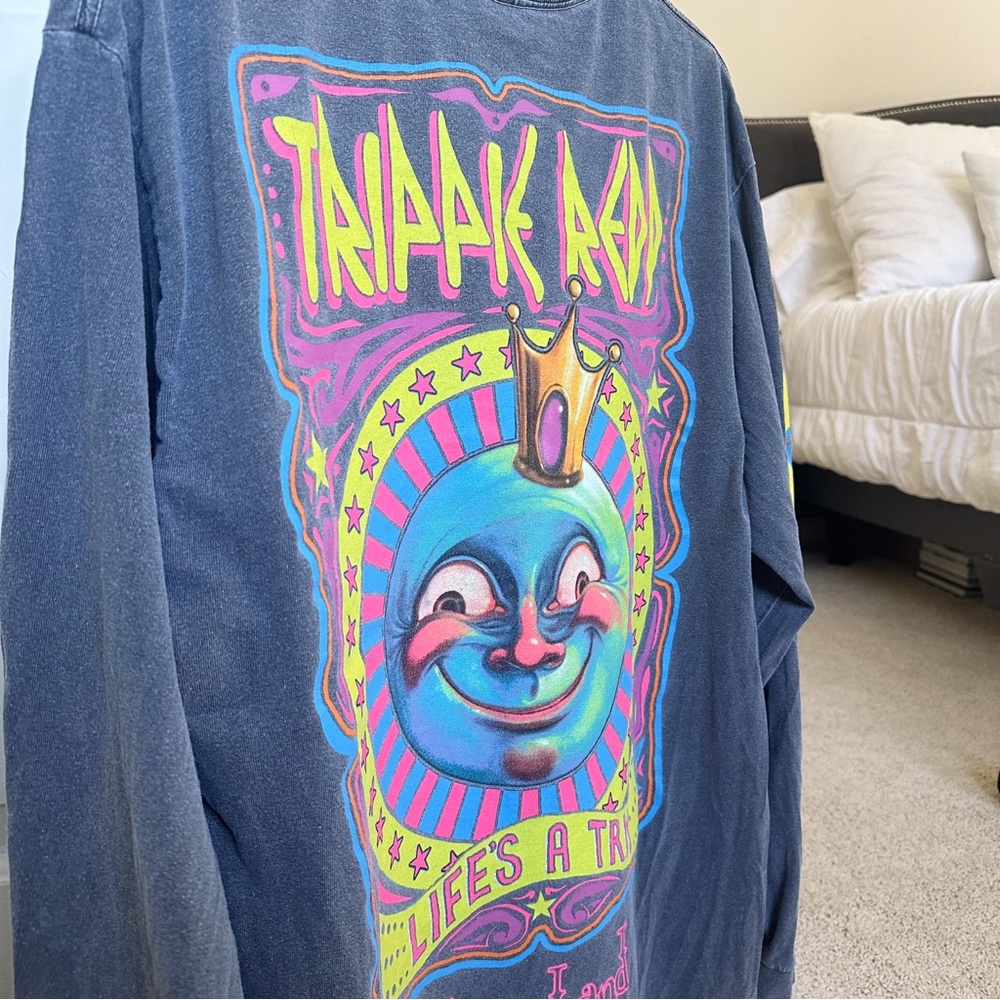 Urban Outfitters Trippie Red Long Sleeve Vintage T-Shirt